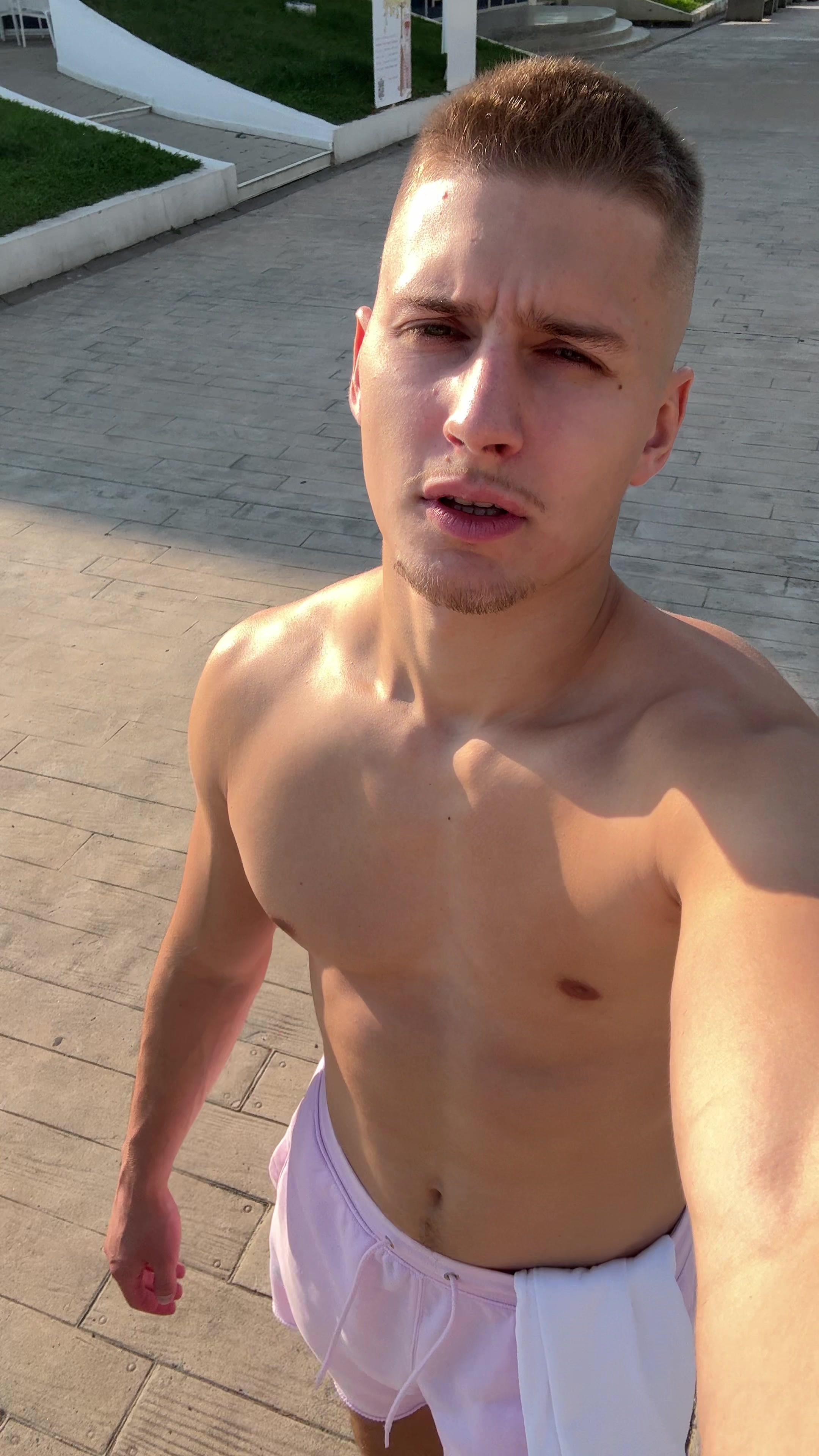 @inst:aphelios.vibe