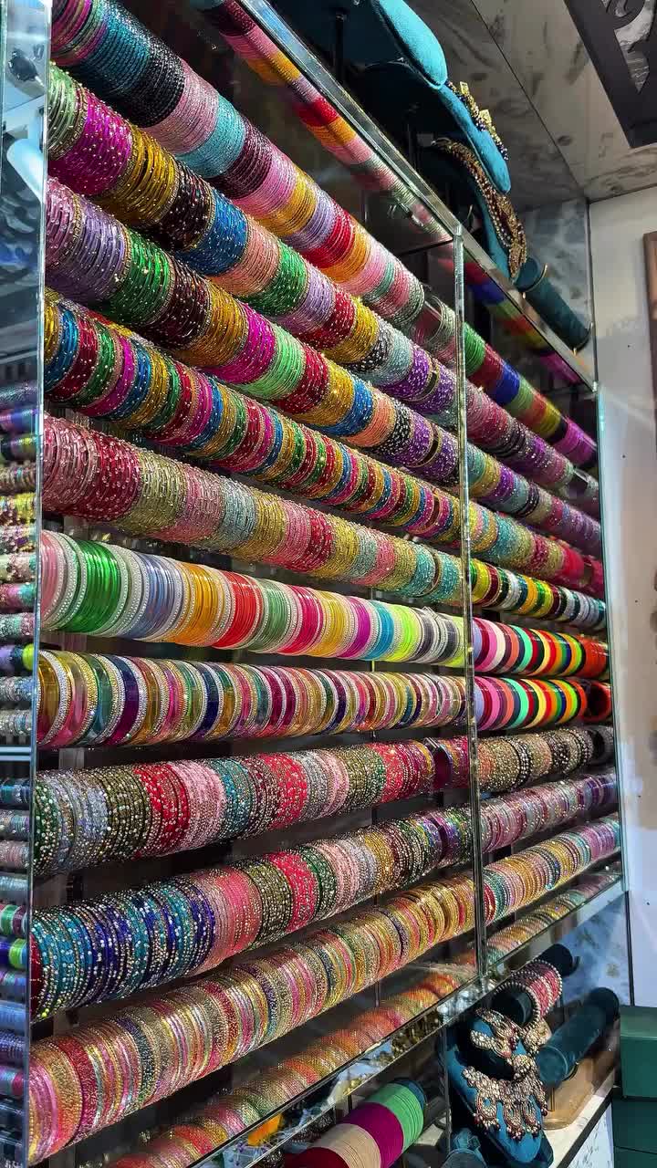 @Makkah bangles store
