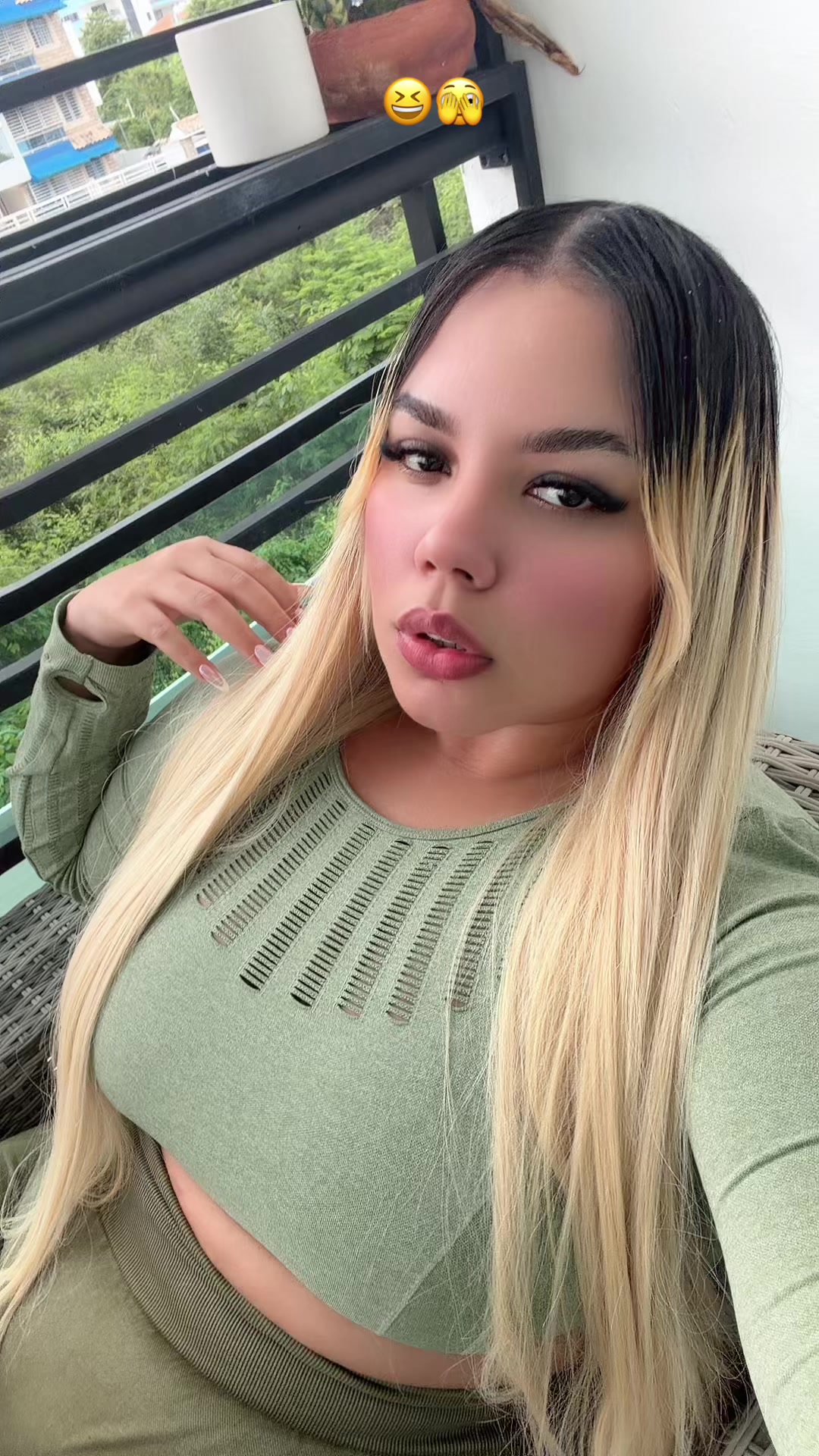@yanelis254