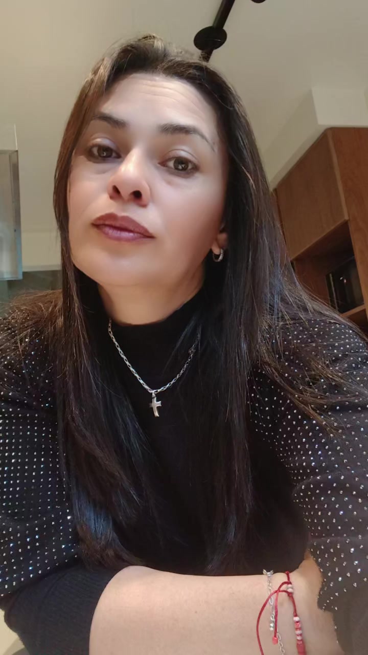 @Villarriqueña