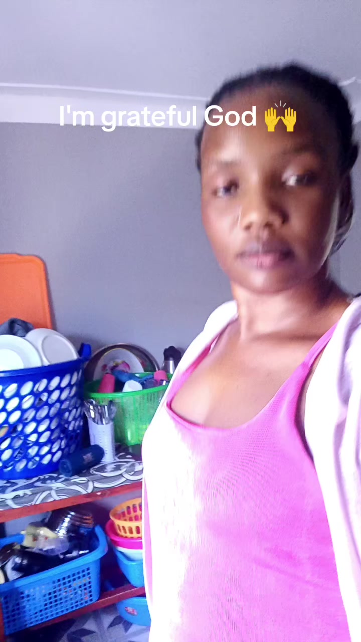 @Ella
