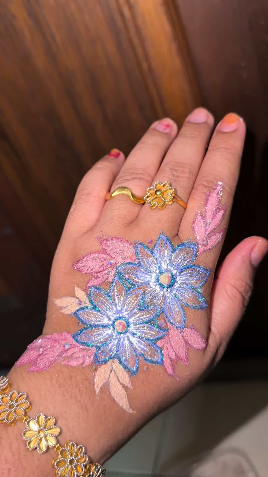 @Harma_henna