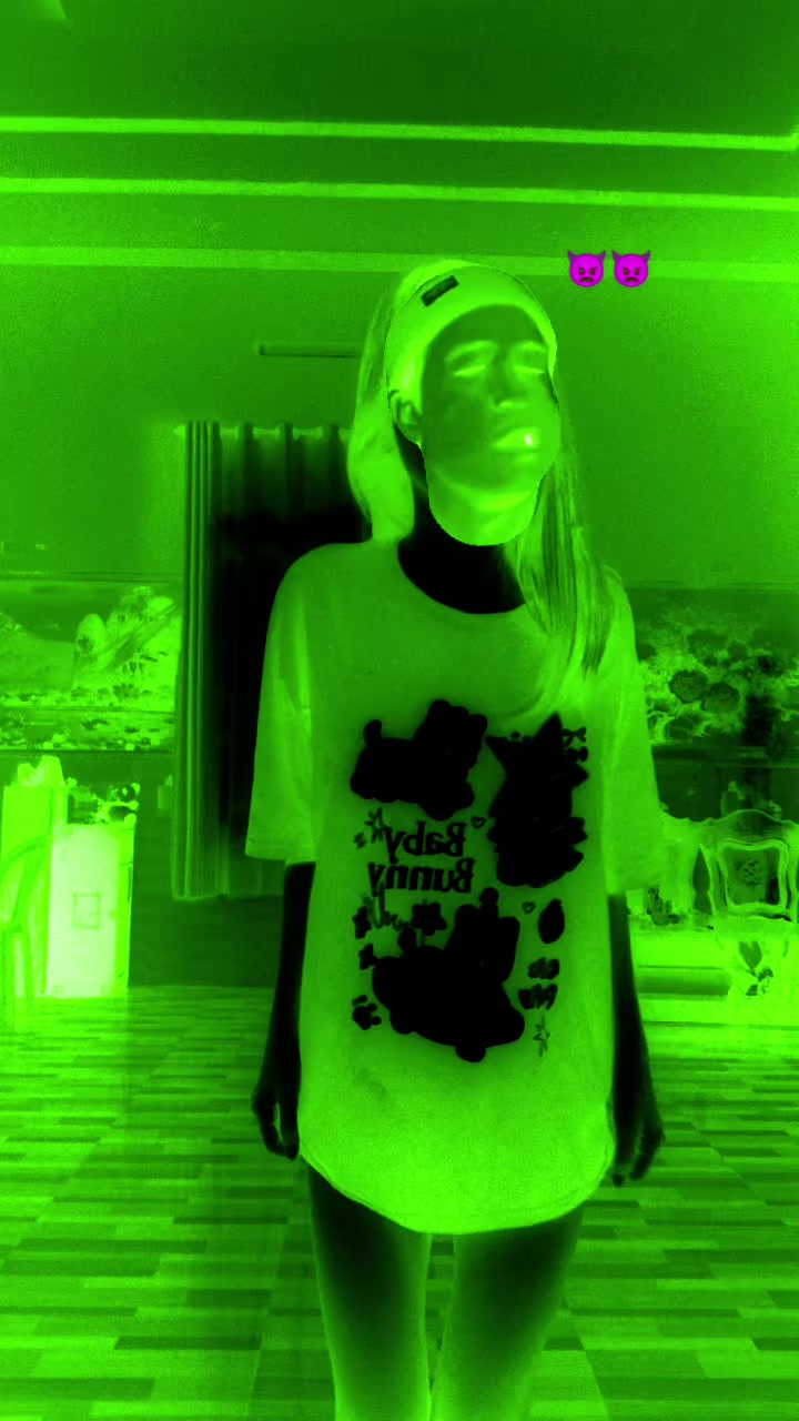 @Xuuu 🧟