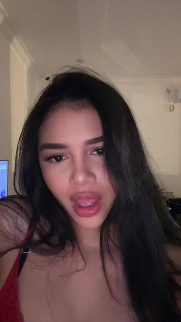 @wassuprachel 👀