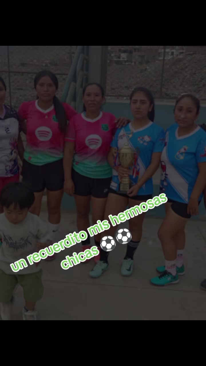 @Lili Sofía