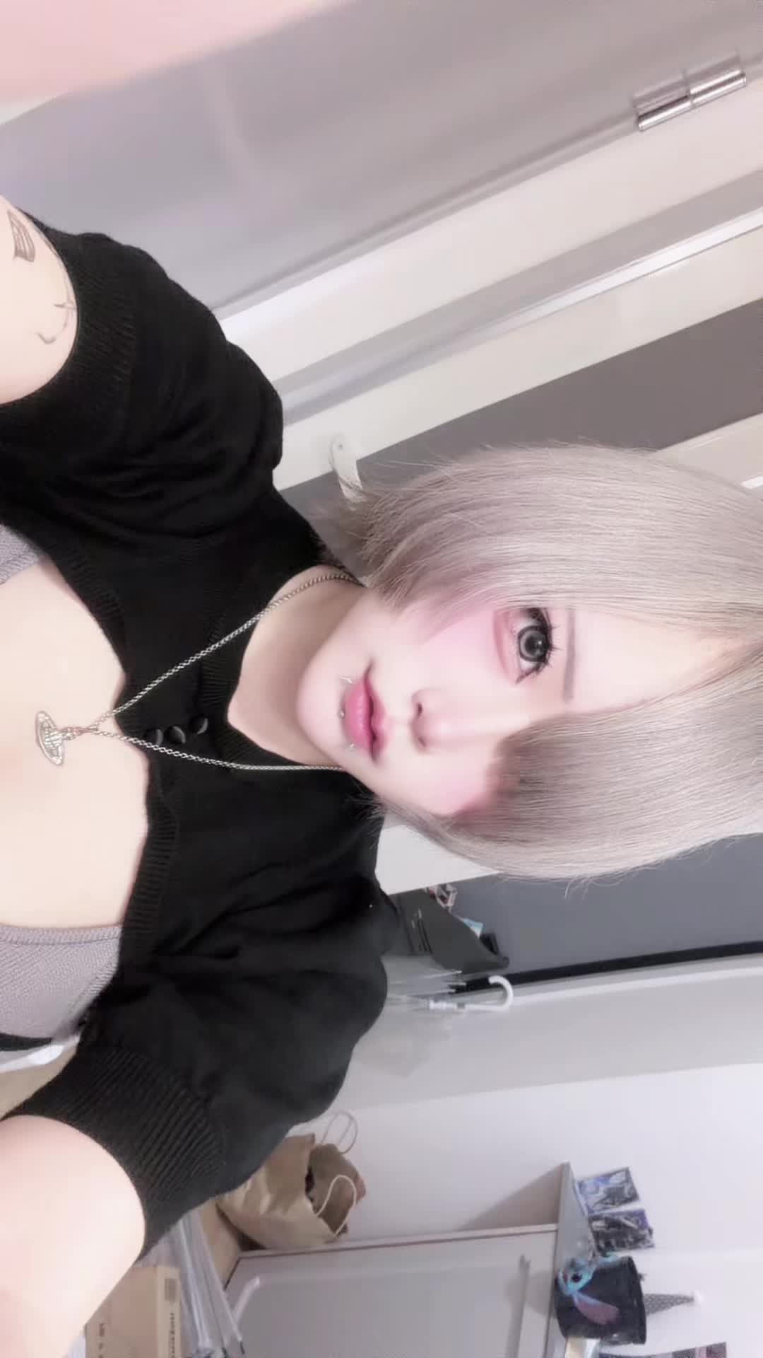 @なぎにゃ