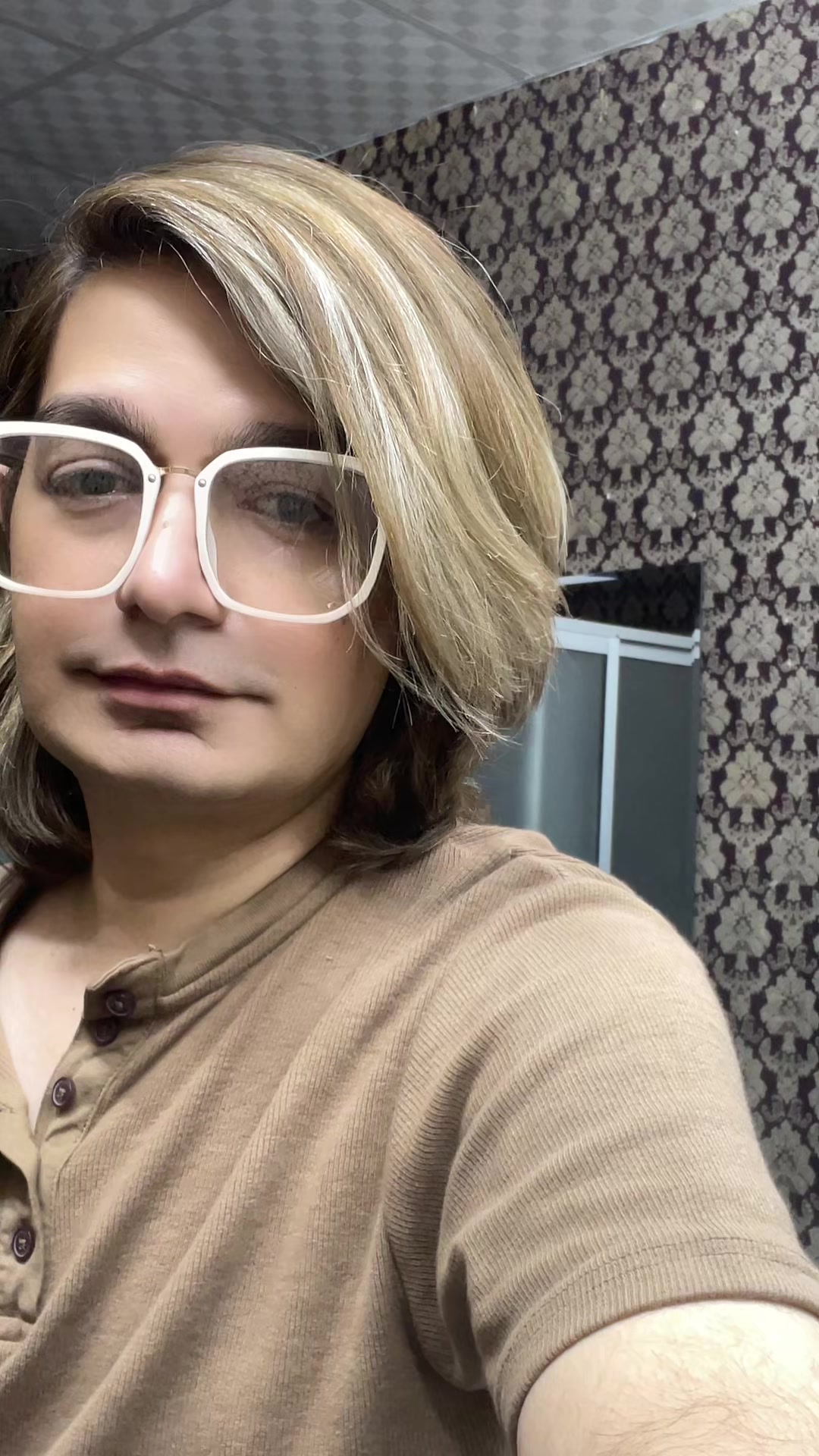 @Ak Salon.