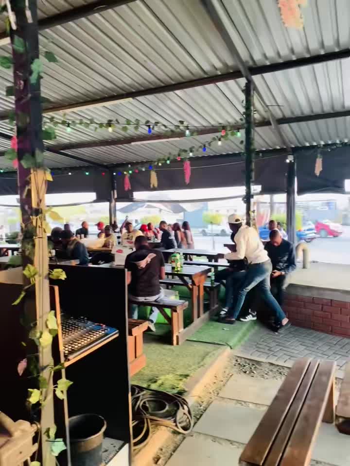 @Grooves & Events In Newcastle