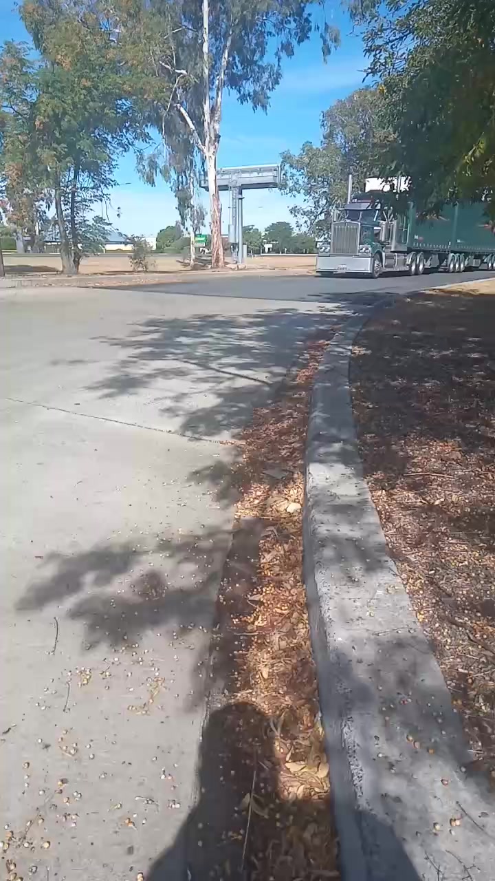 @Gundytruckspotting