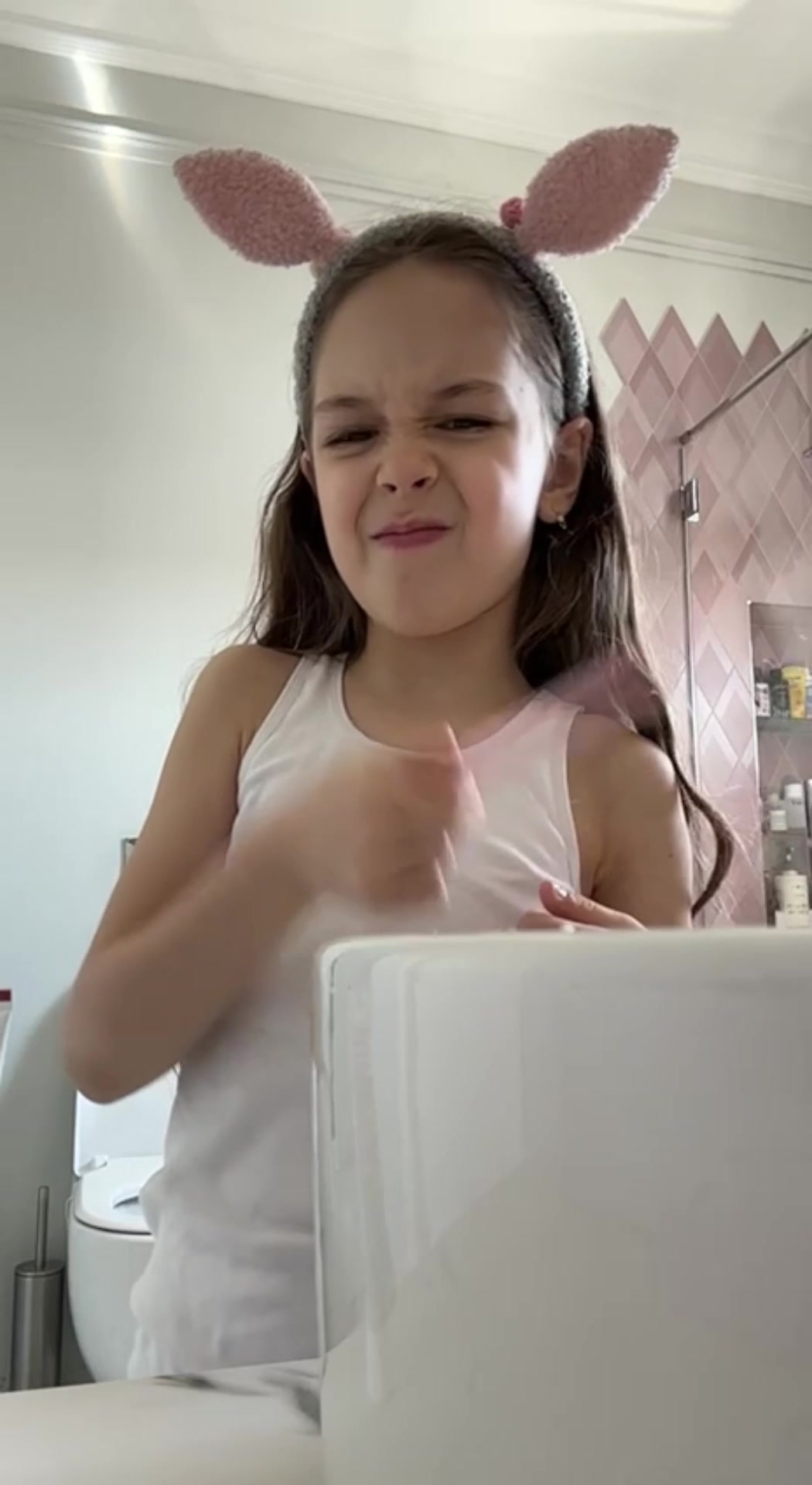 @Karina Paletskikh