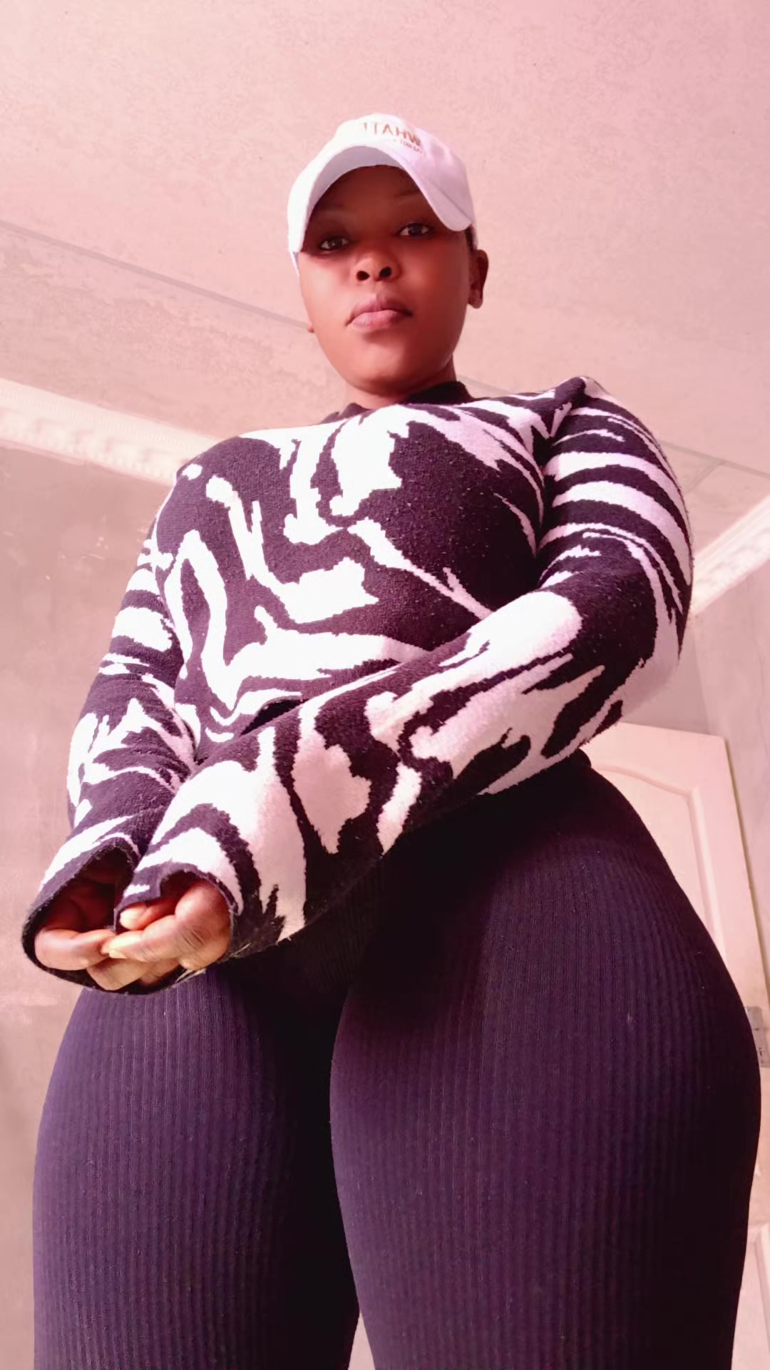 @Nikiwe.