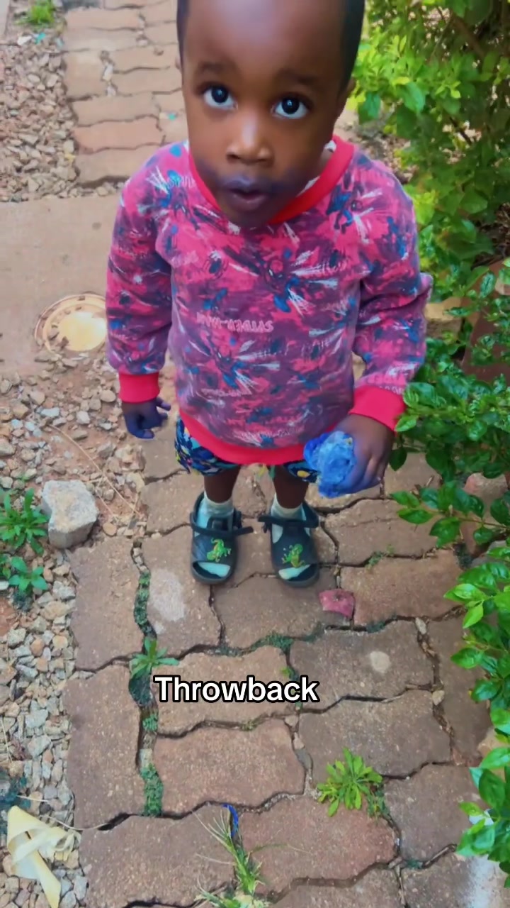 @Nellysharmy🇿🇼(NzwaraFamily)