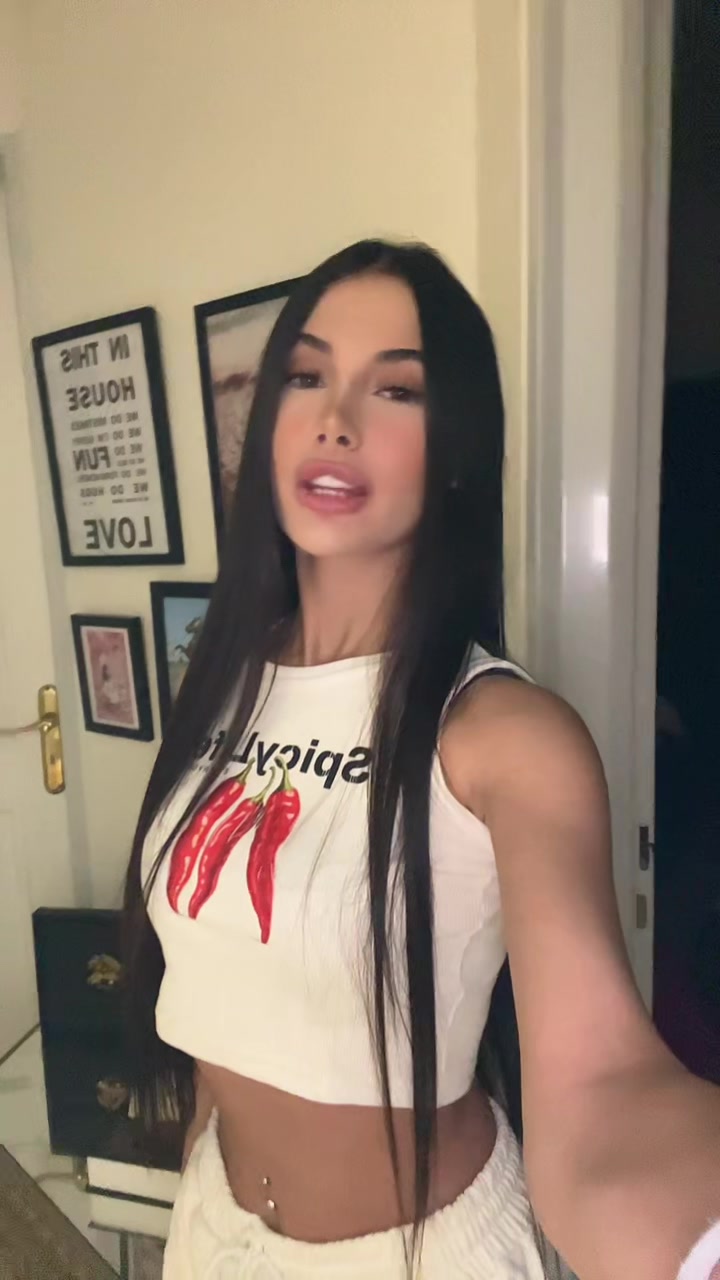 @saraborhann