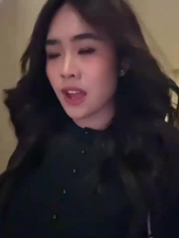 @Lara