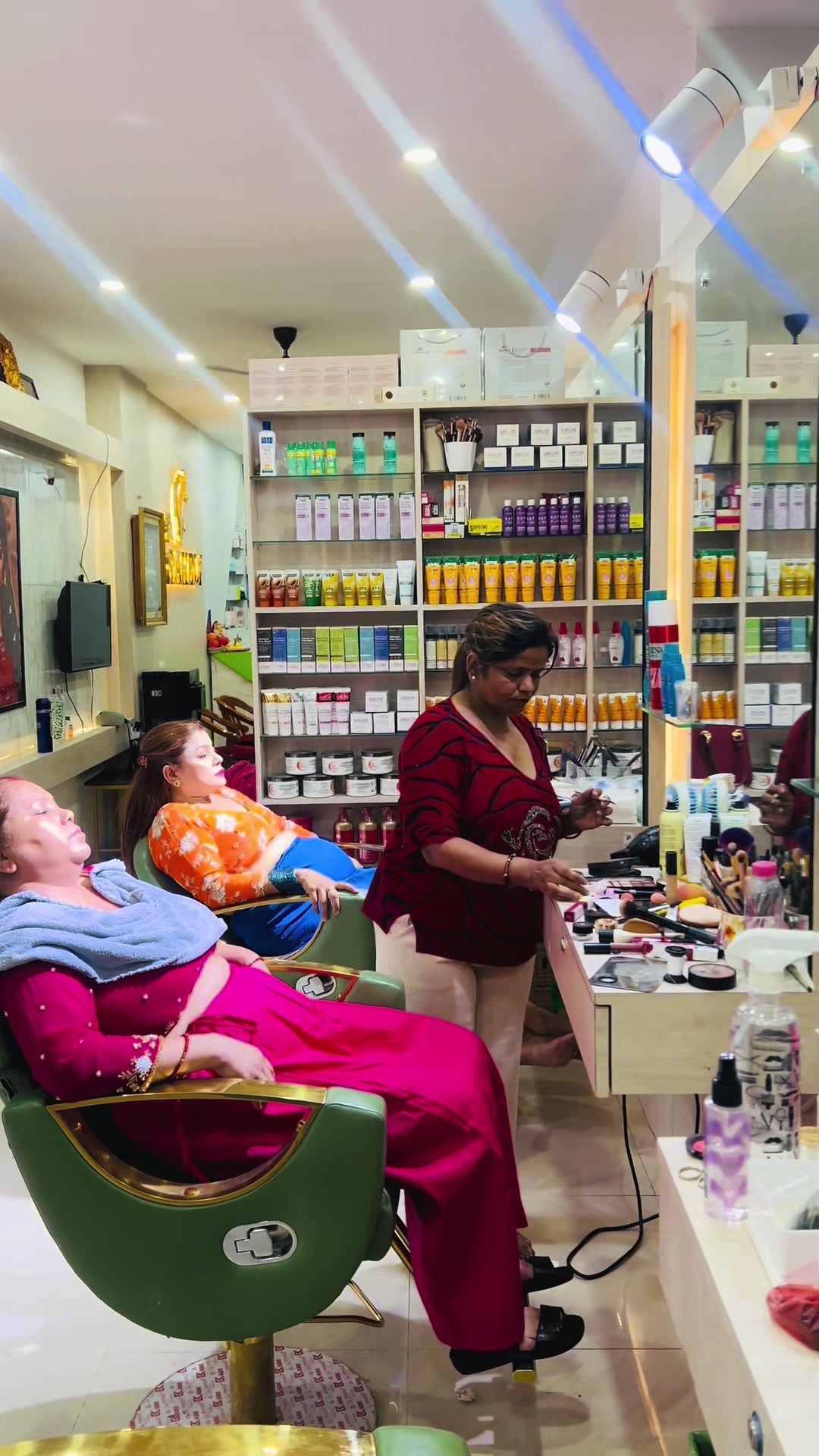 @Shree Saheli Beauty Clinic 😊
