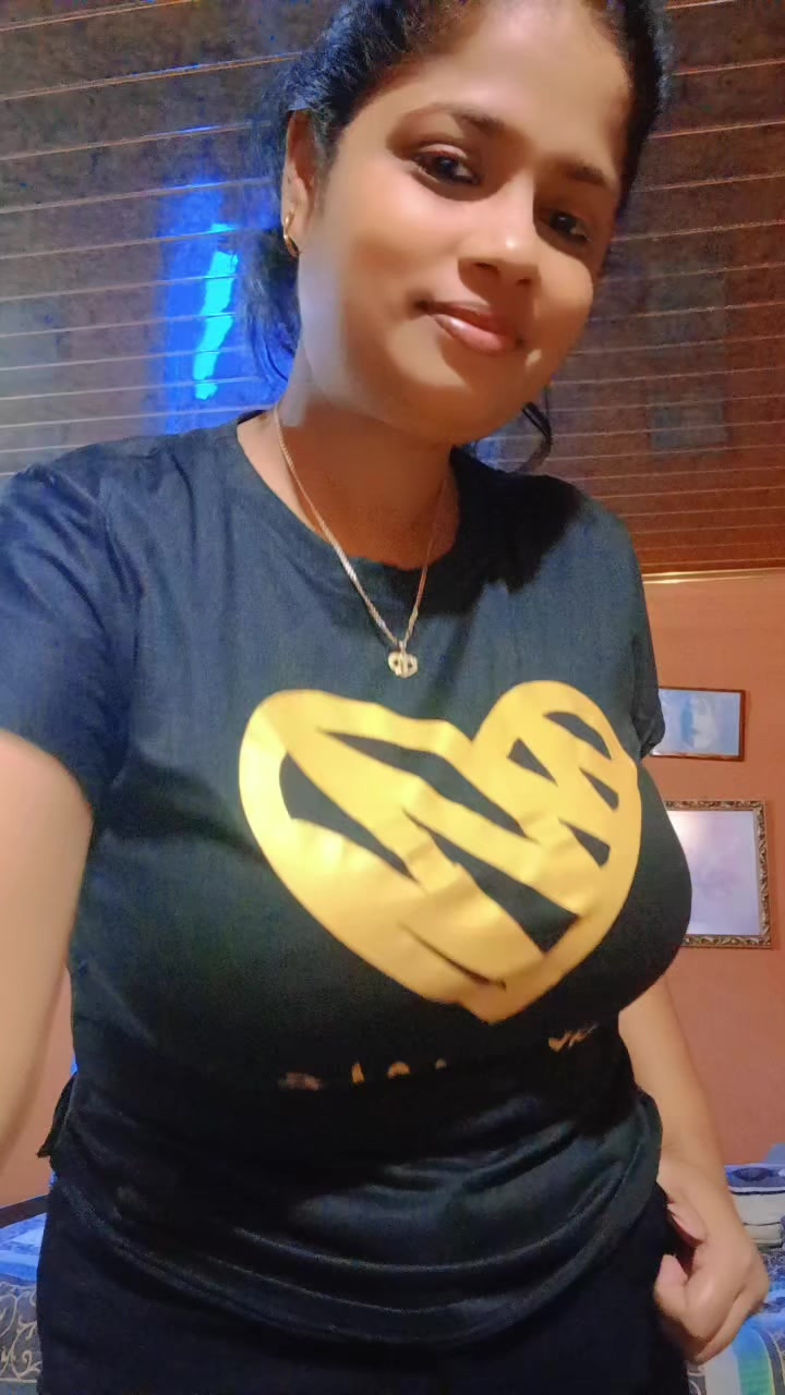 @🧚&zwj;♀️Farisha Ali🧚&zwj;♀️