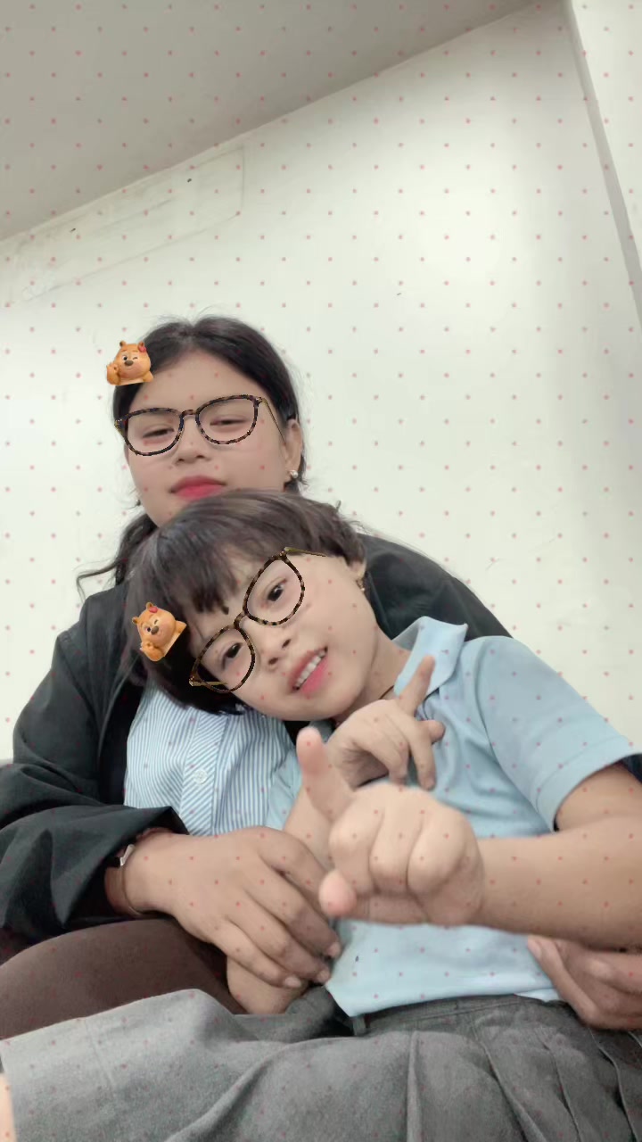 @Samjhana_Chy81