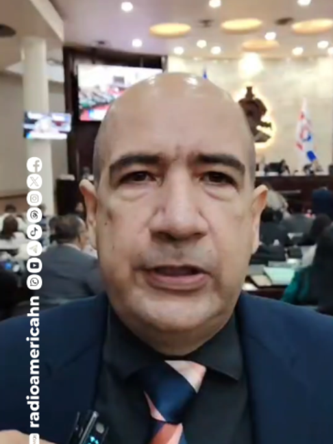 @Radio Am&eacute;rica Honduras