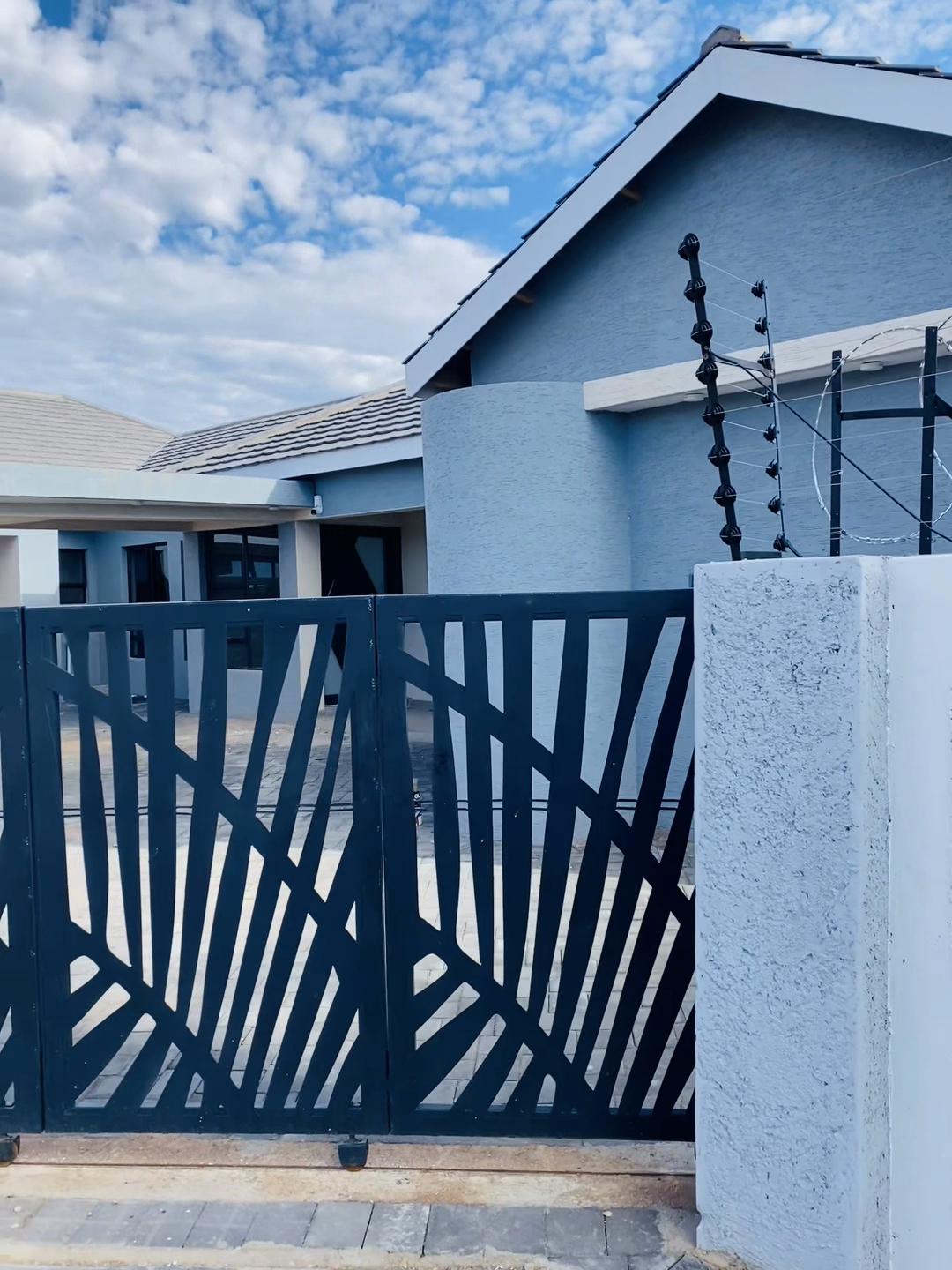 @OatsManeRealEstate