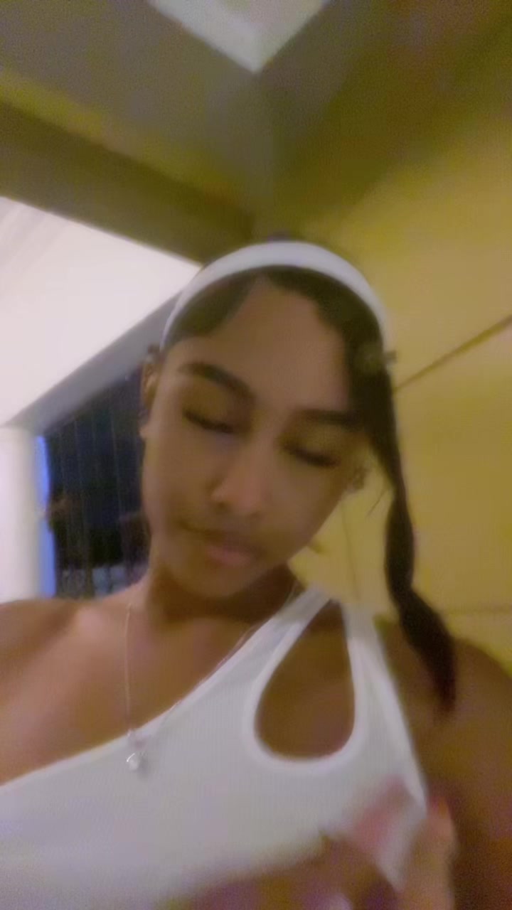 @🦥