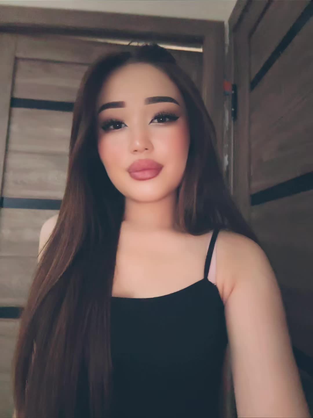 @𝒜𝓃𝓏𝒽ℯ𝓁𝒾𝓀𝒶🎀