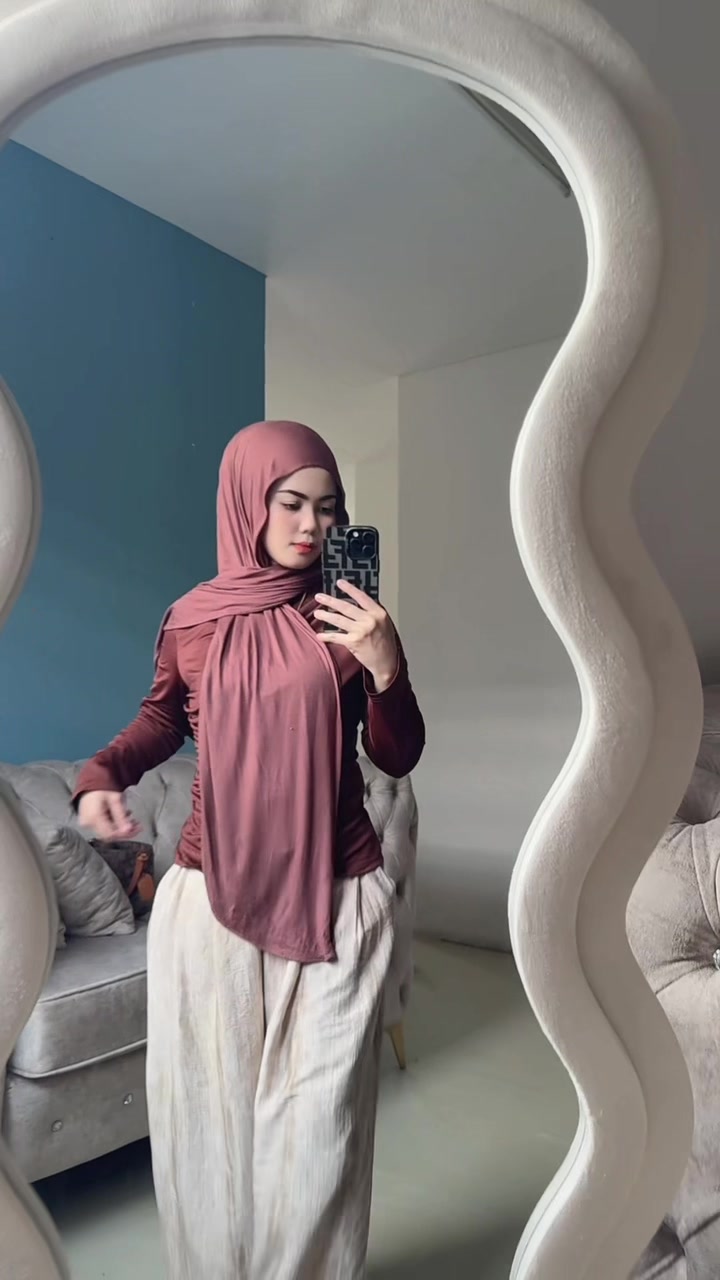 @Ciknieybeauty