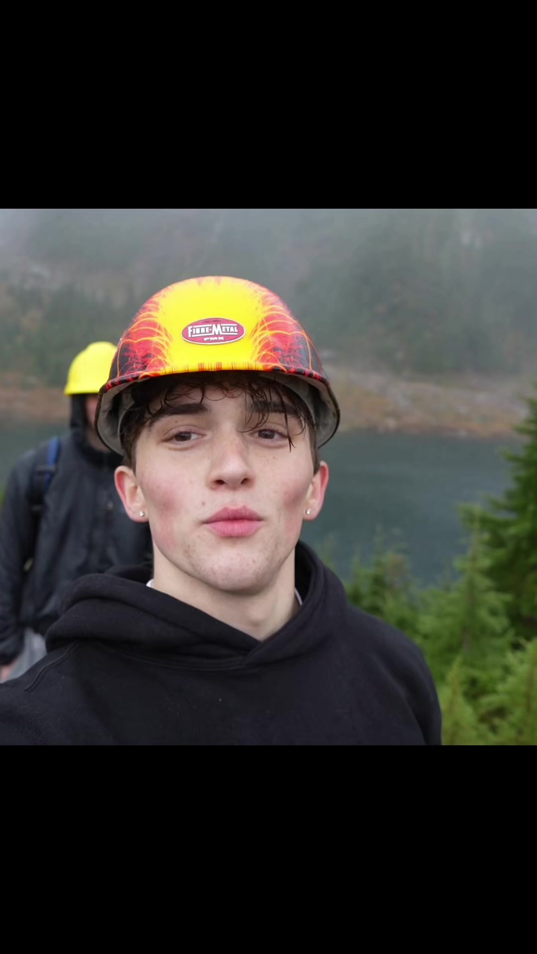 @charlie⛰️