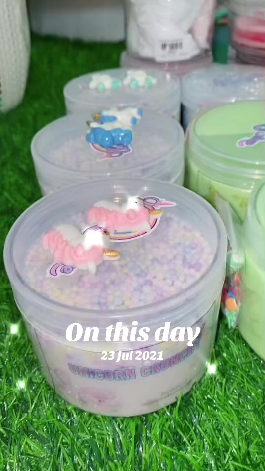@Unicorn Slime 🇲🇲