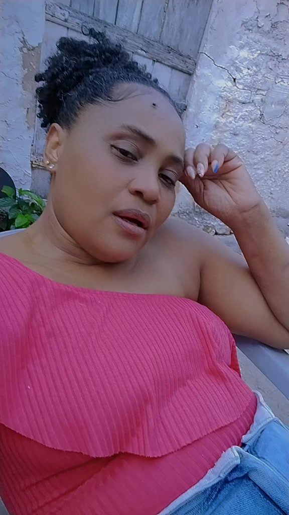 @Cicera Maria