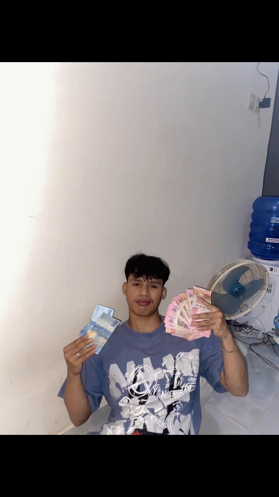 @𝓖𝓾𝓷𝓪𝔀𝓪𝓷