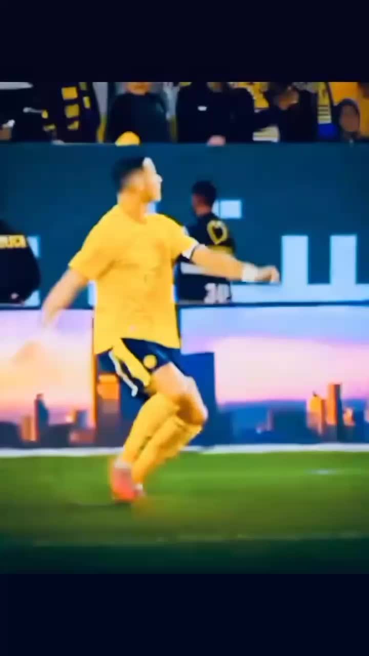 @CR7 Lovers