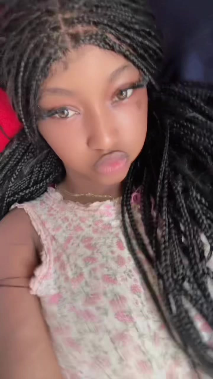 @C🥺H💕I 🖤🎀
