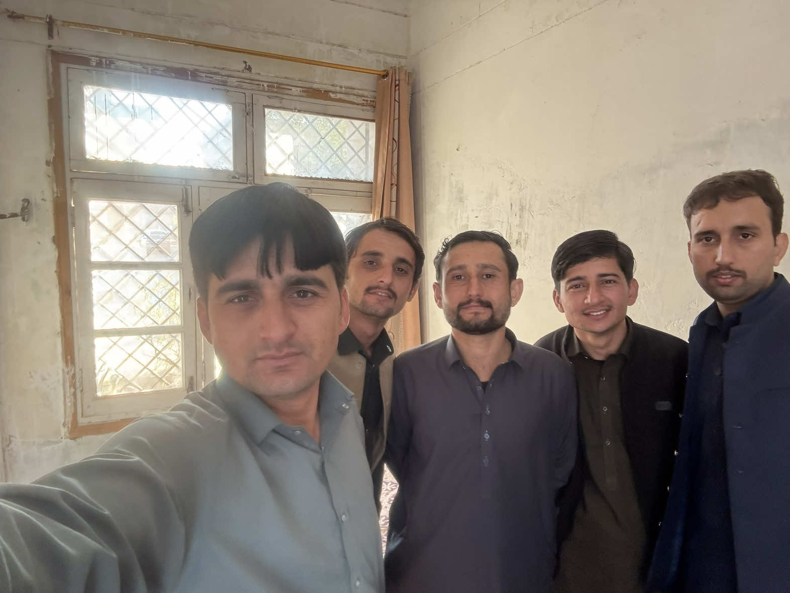 @Zia_Khan