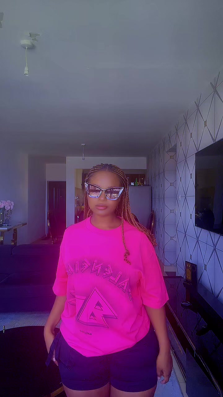 @Miss♌️Cute Kay🤎🩶