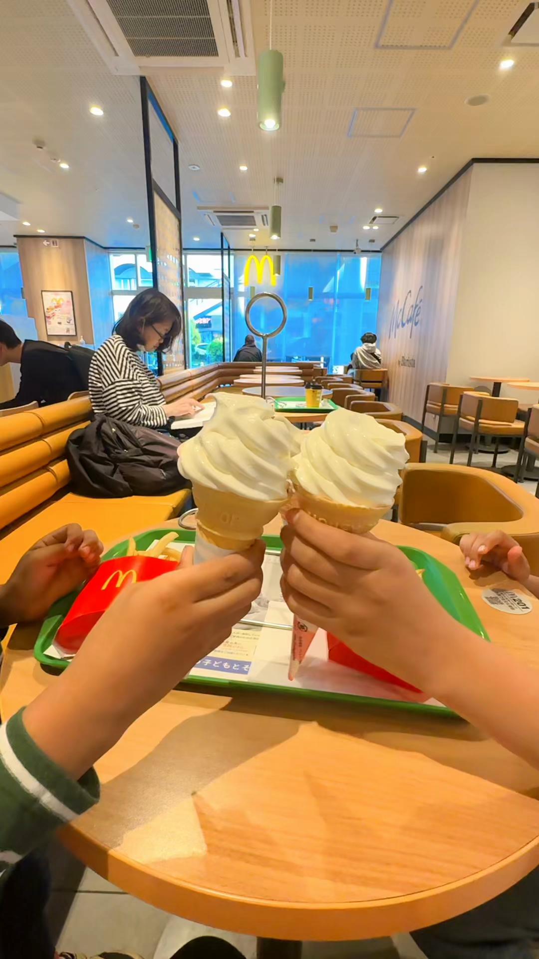 @𝐍𝐢𝐤𝐢𝐭𝐚 💕