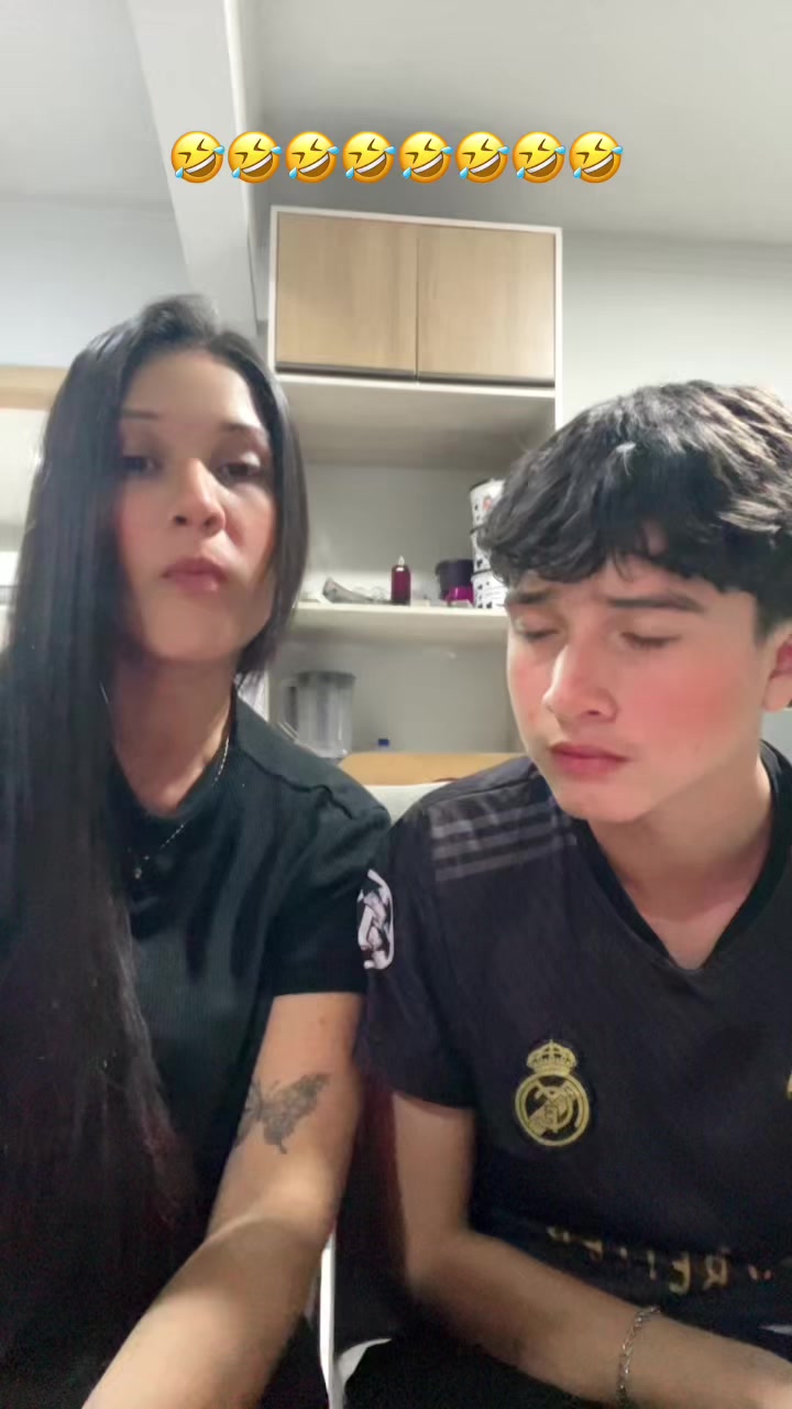 @Fam&iacute;lia da Com&eacute;dia💙