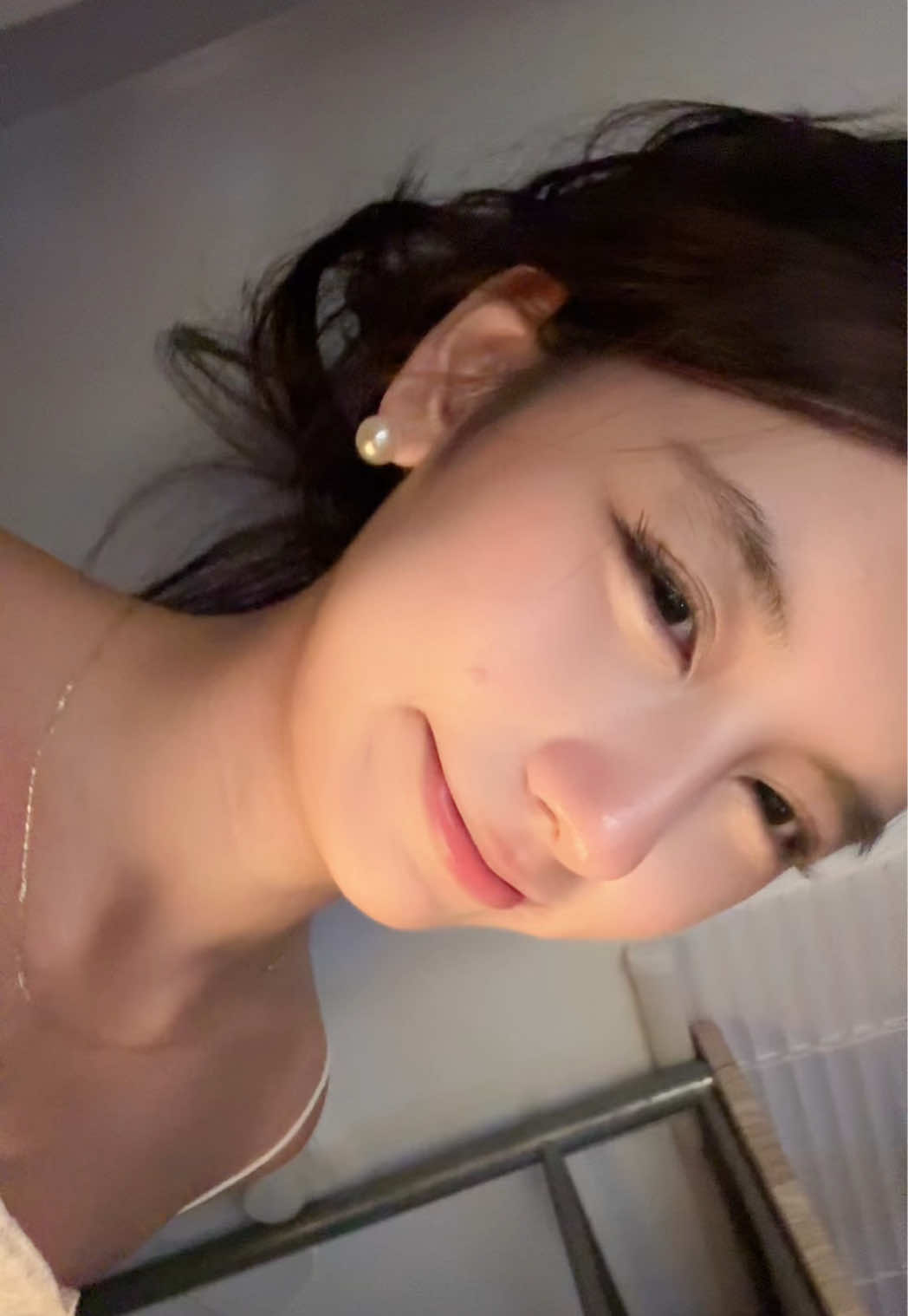 @Bella