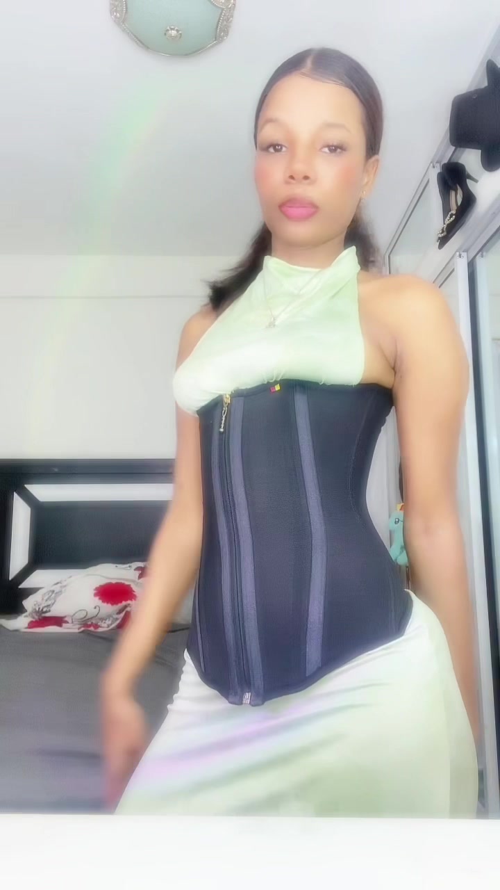 @Lauratv_2😍