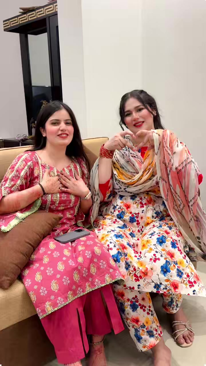 @Alizey Sehar Official