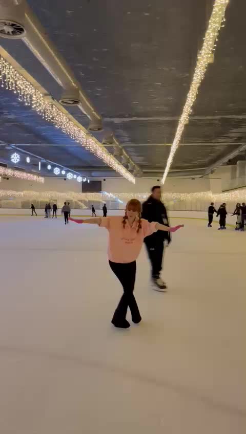 @Mel ⛸️