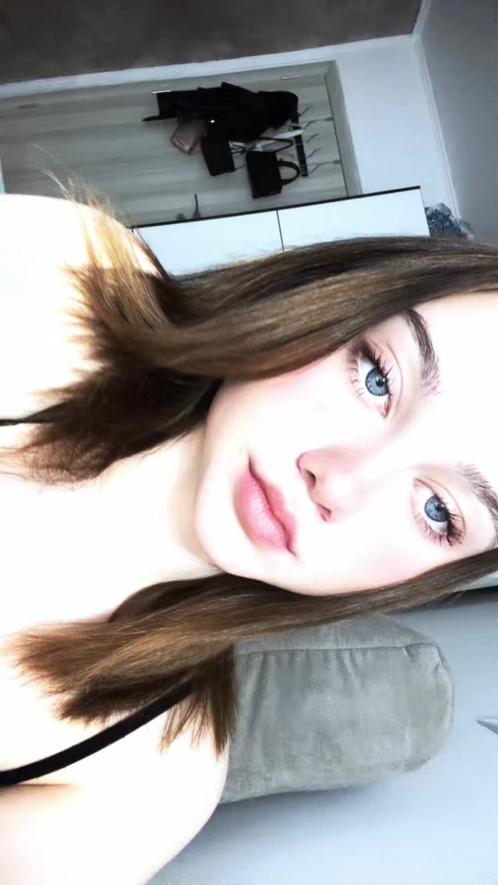 @andjela