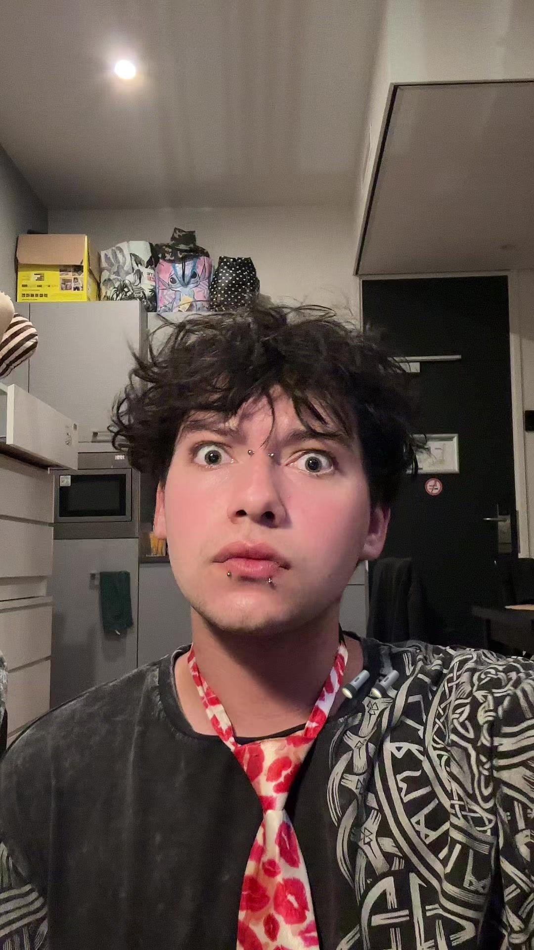 @verypost