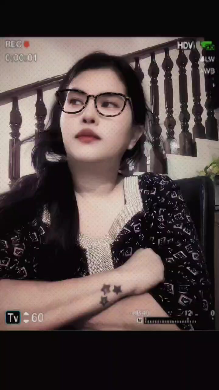 @KEEP_WAITING_🖤