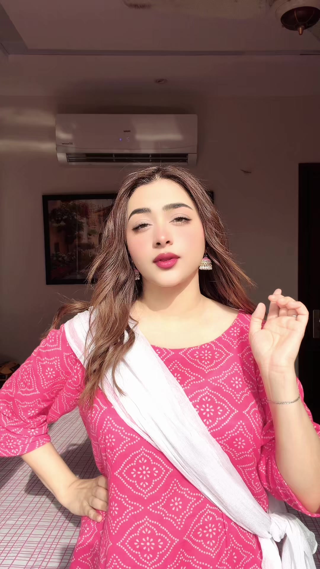 @Arooj fatima