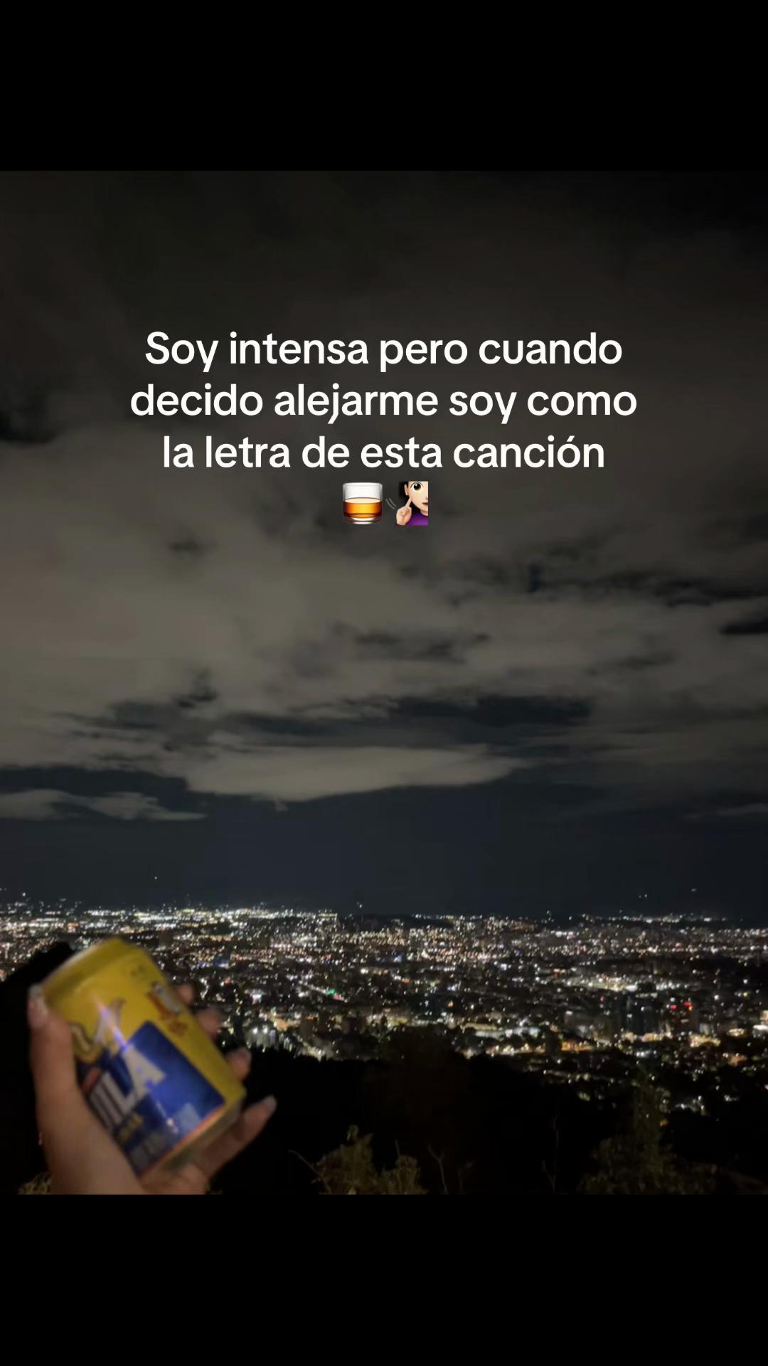 @🕷️Crespaa🩷