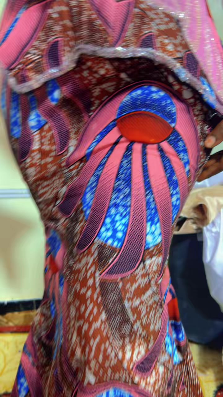 @couturr1375bayestyle
