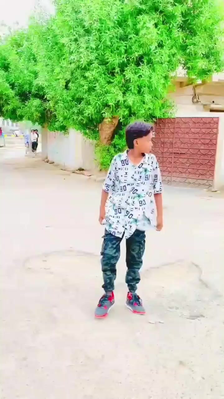 @ESHAN 🪐🥰🤙🏼