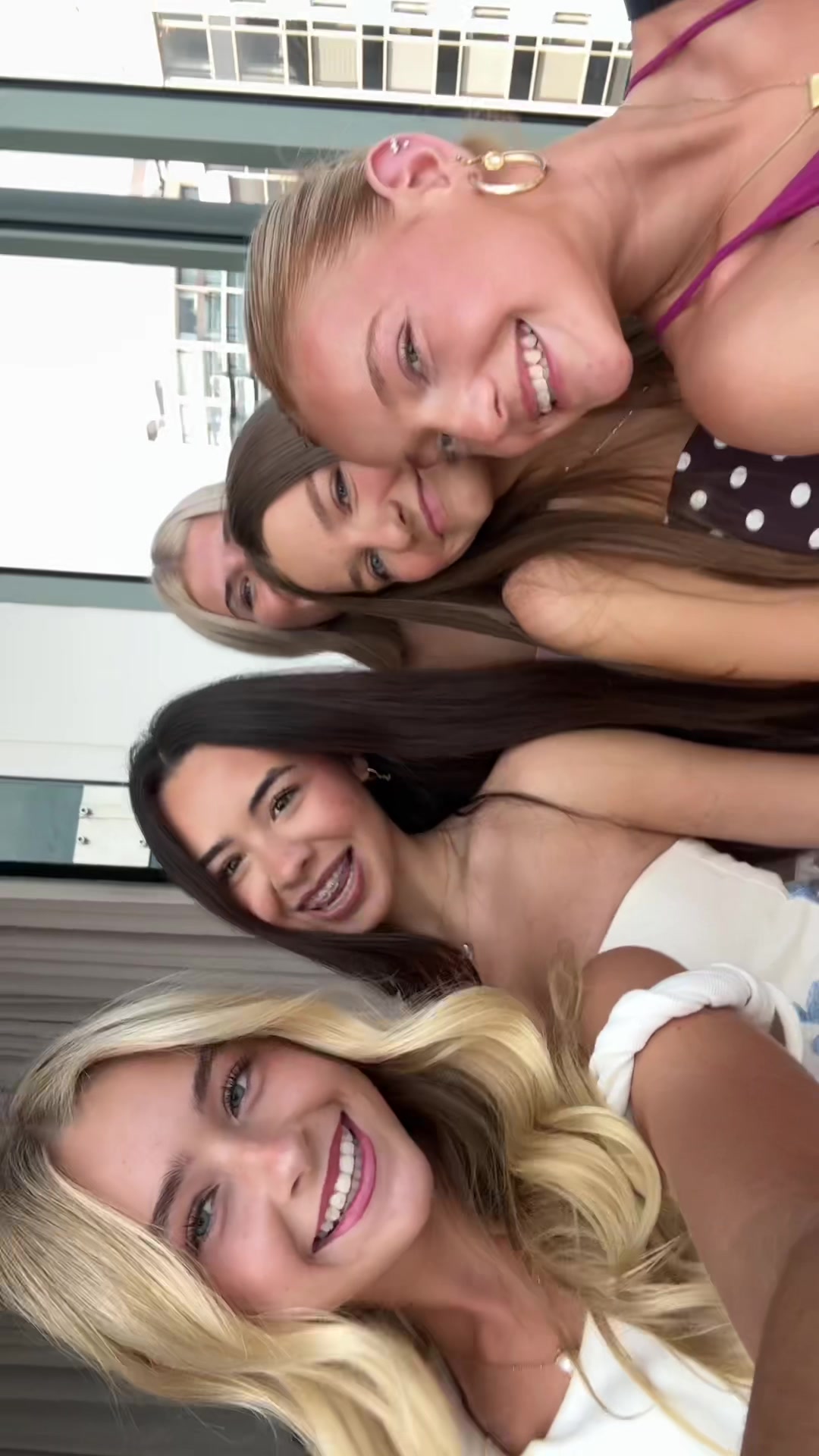 @capri