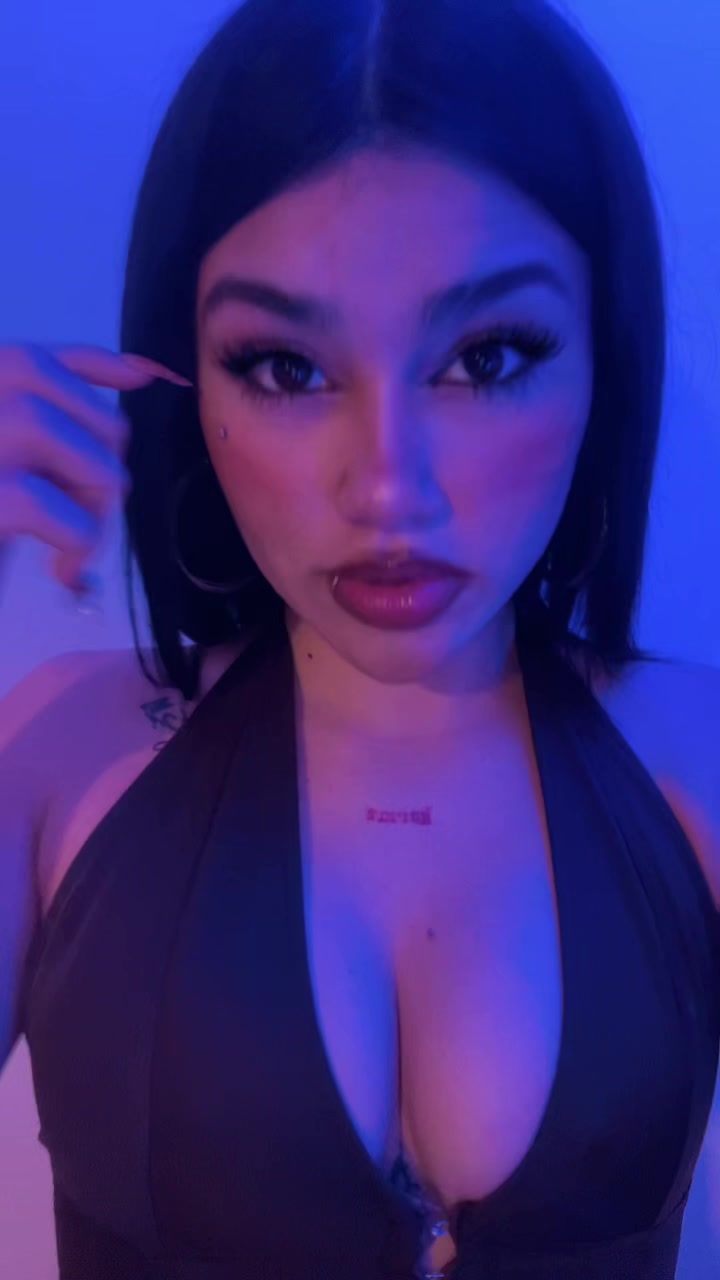@Micaela