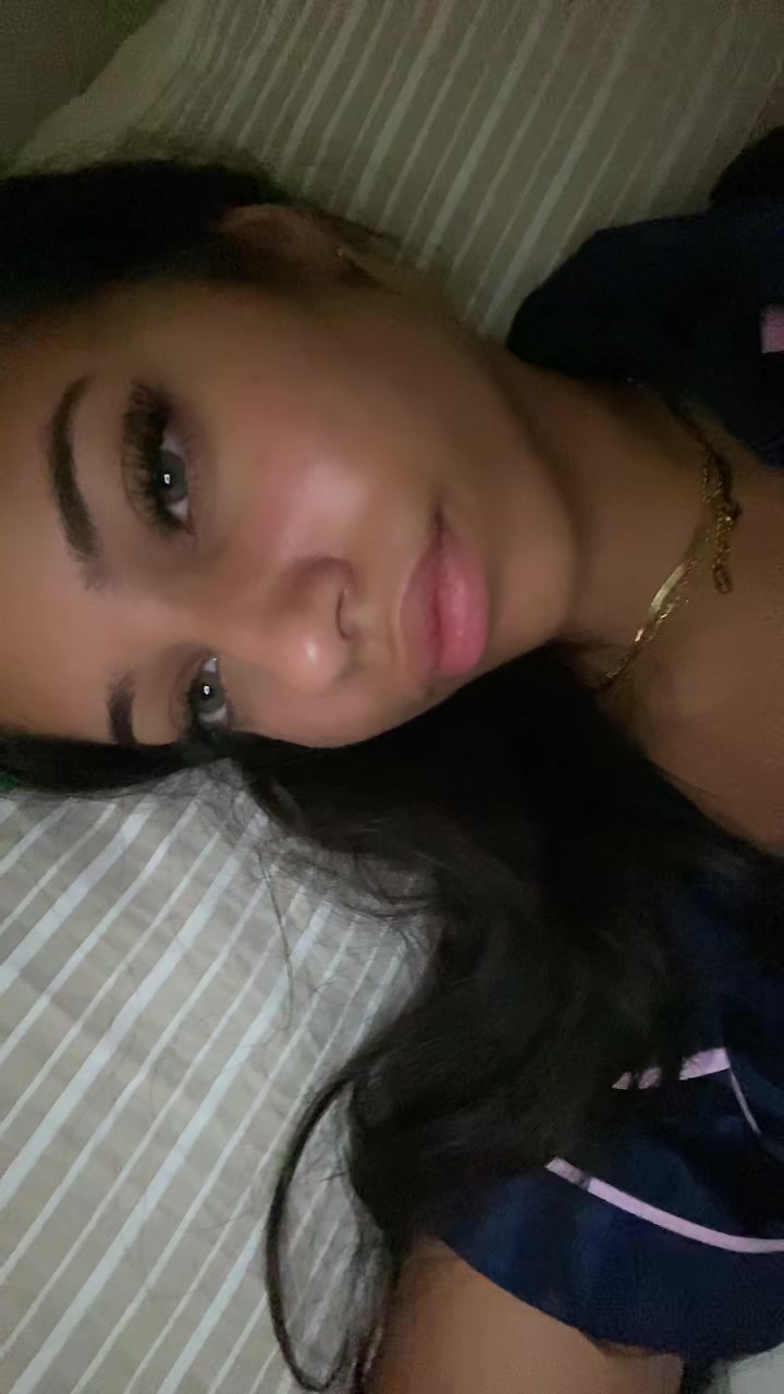 @️